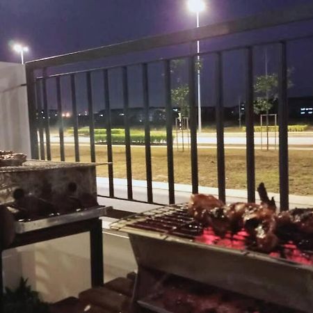Prima Guest House - Puncak Alam Homestay Mus-Lim Friendly Bandar Puncak Alam Zewnętrze zdjęcie