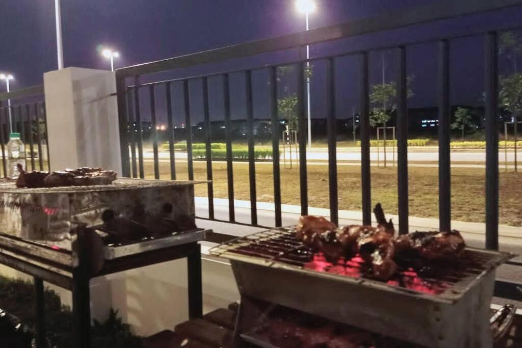 Prima Guest House - Puncak Alam Homestay Mus-Lim Friendly Bandar Puncak Alam Zewnętrze zdjęcie